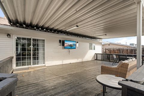 Tiny photo for 775 Garfield Street, Medford, OR 97501 (MLS # 220212777)