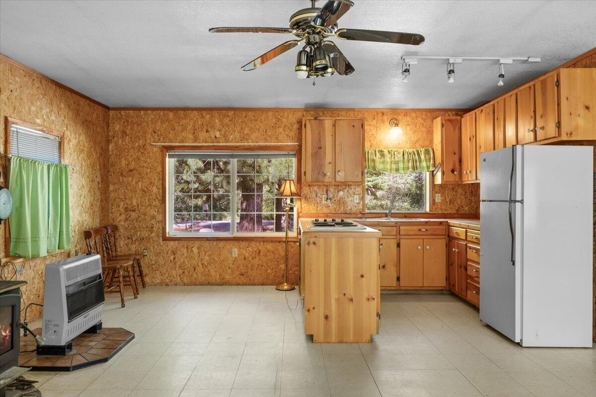 Frontier Tracts - Residential