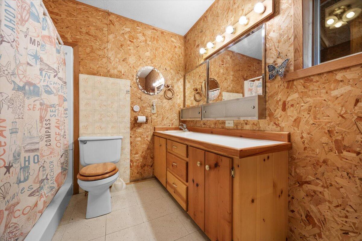 Frontier Tracts - Residential