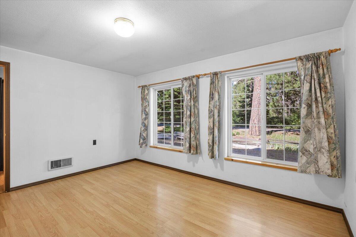 Frontier Tracts - Residential