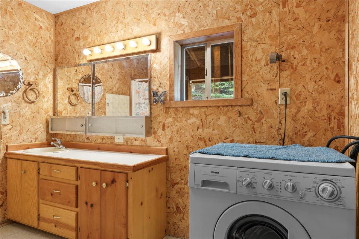 Frontier Tracts - Residential