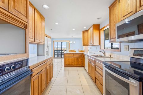 Tiny photo for 896 SE Dover Lane, Madras, OR 97741 (MLS # 220213745)