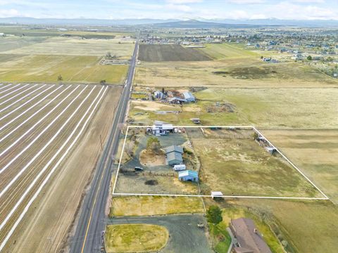 Tiny photo for 896 SE Dover Lane, Madras, OR 97741 (MLS # 220213745)