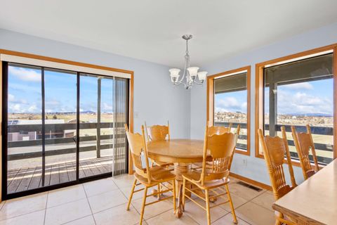 Tiny photo for 896 SE Dover Lane, Madras, OR 97741 (MLS # 220213745)