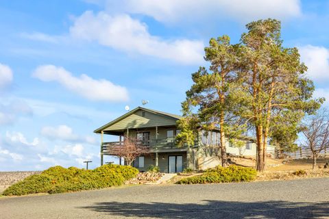 Tiny photo for 896 SE Dover Lane, Madras, OR 97741 (MLS # 220213745)