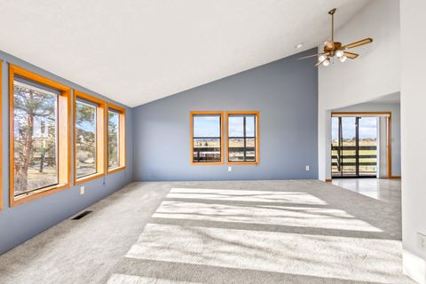 Tiny photo for 896 SE Dover Lane, Madras, OR 97741 (MLS # 220213745)