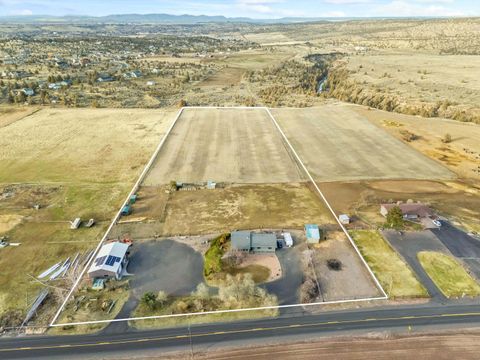 Tiny photo for 896 SE Dover Lane, Madras, OR 97741 (MLS # 220213745)