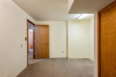 Tiny photo for 896 SE Dover Lane, Madras, OR 97741 (MLS # 220213745)
