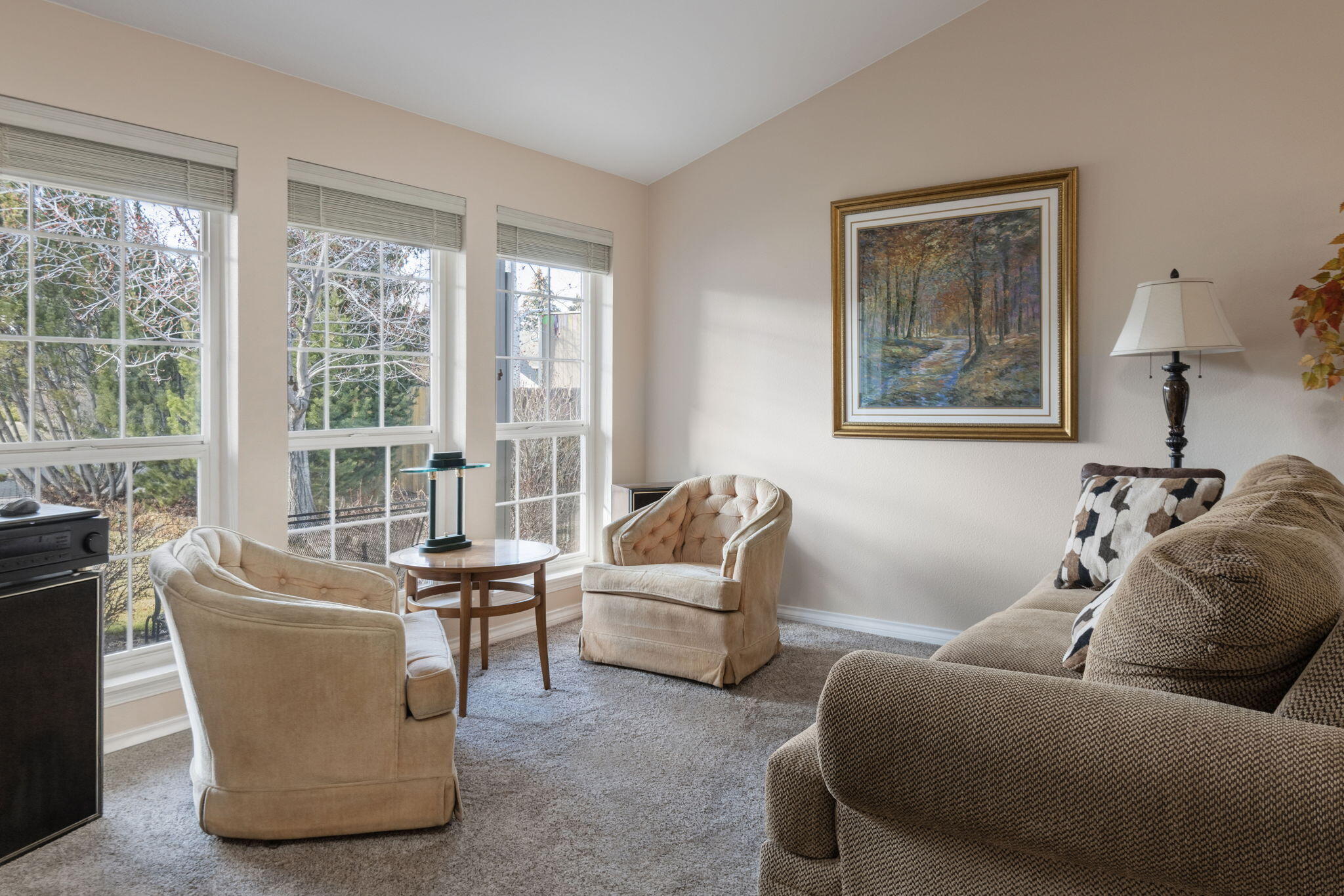 1152 NE Locksley Drive