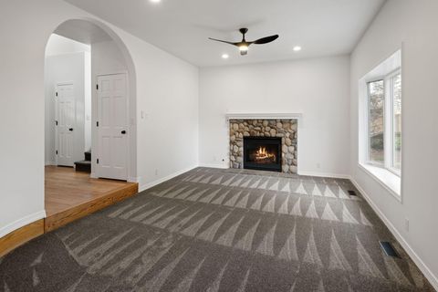 Tiny photo for 1420 NE Sharkey Terrace, Bend, OR 97701 (MLS # 220217494)