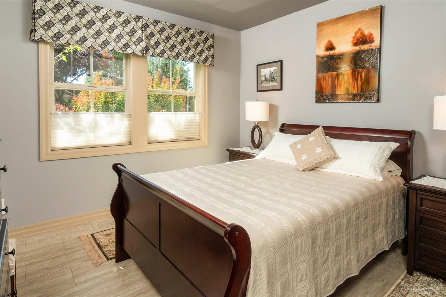 Awbrey Glen - Residential