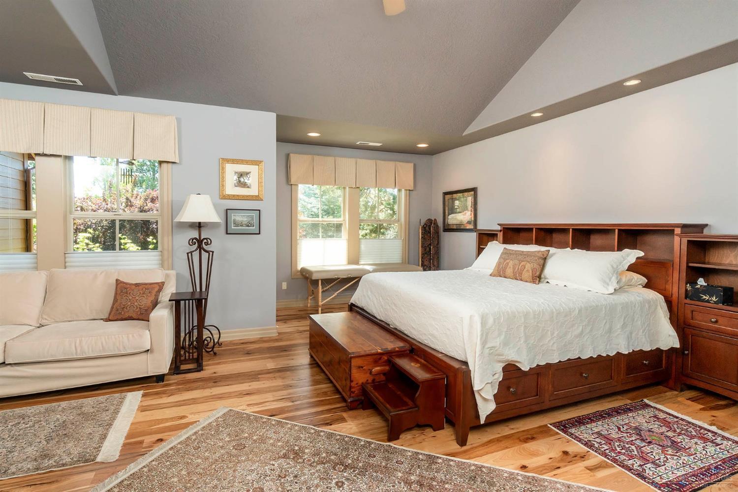 Awbrey Glen - Residential