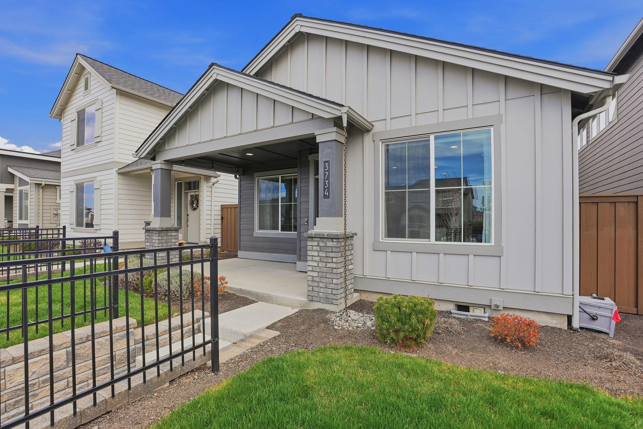 3734 NE Petrosa Avenue