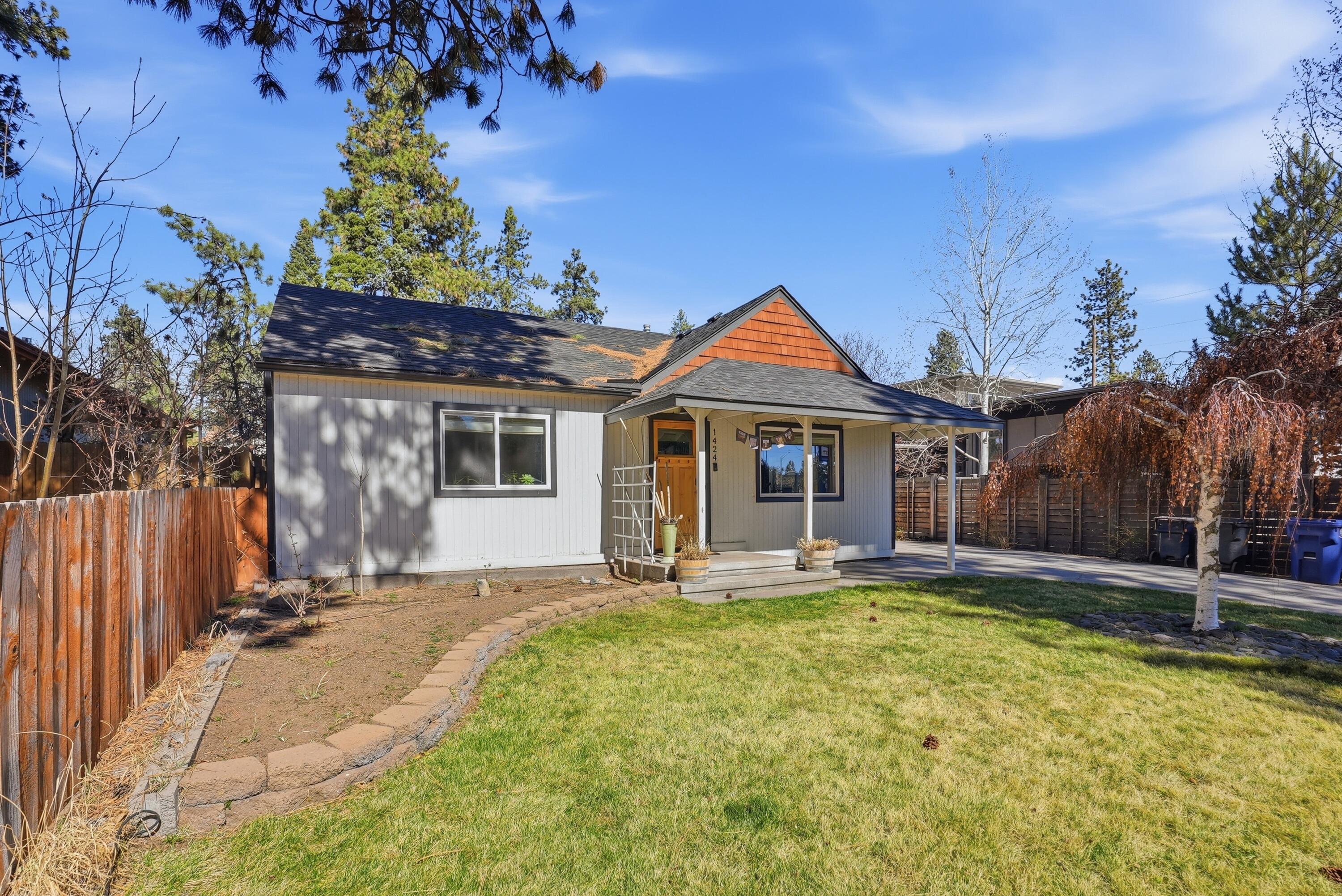 1424 NW Albany Avenue