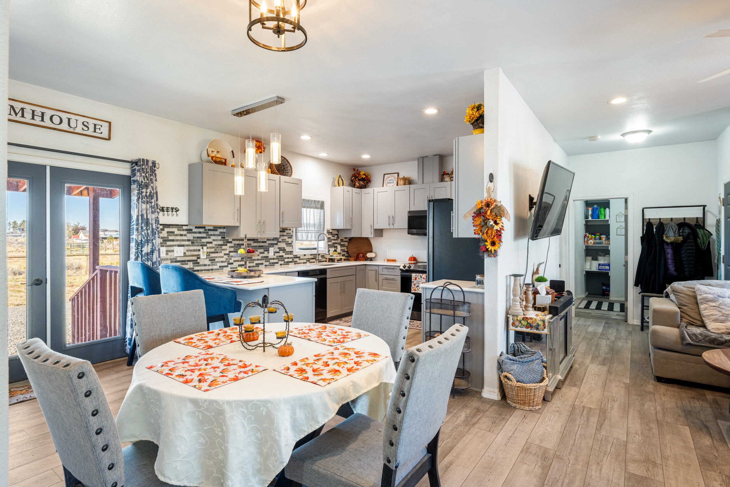 Christmas Valley Thompsons Replat No 1Unit 9 - Residential