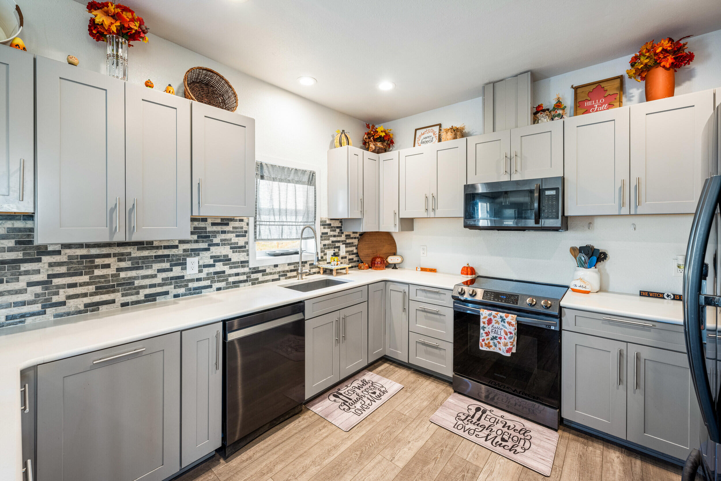 Christmas Valley Thompsons Replat No 1Unit 9 - Residential