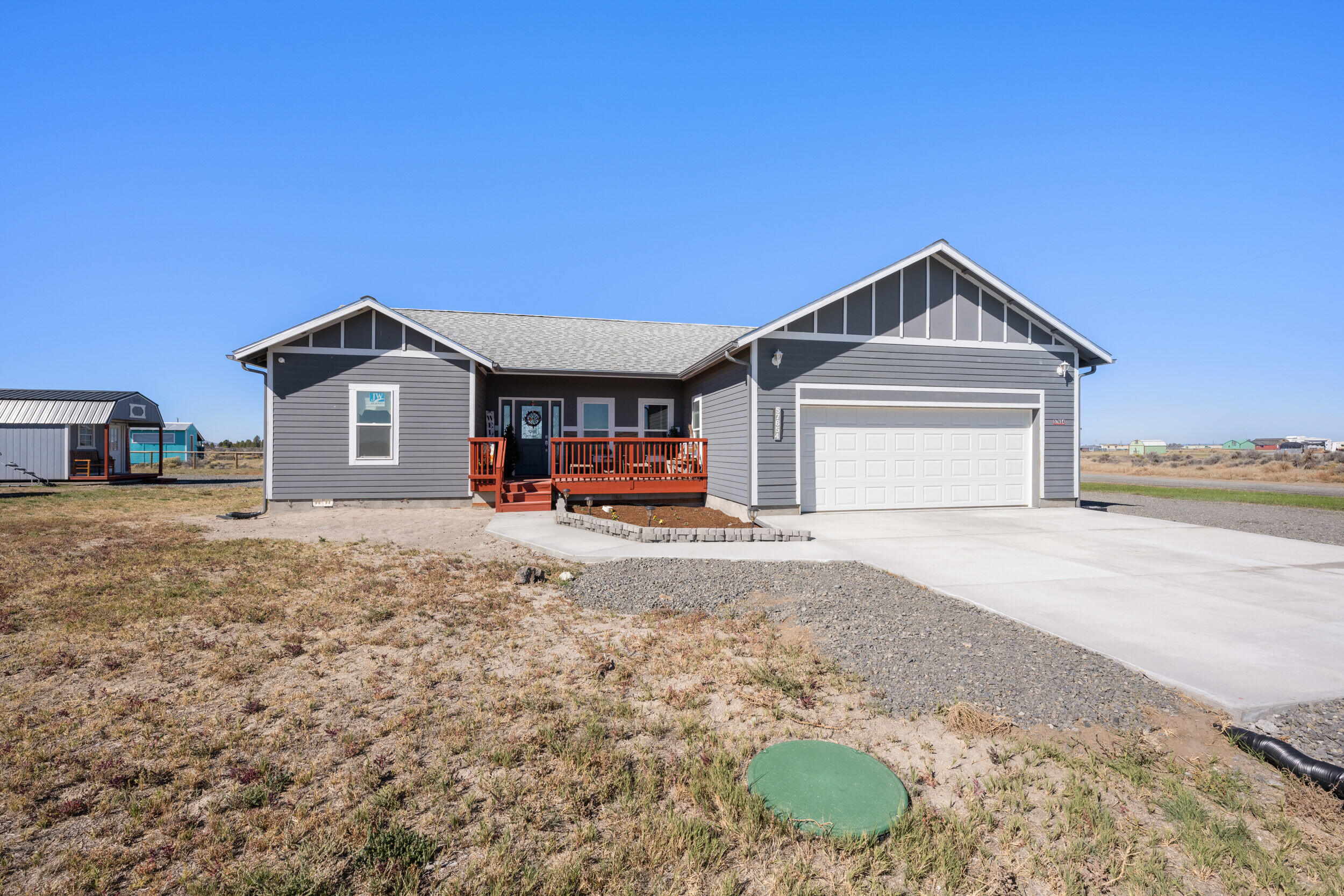 Christmas Valley Thompsons Replat No 1Unit 9 - Residential