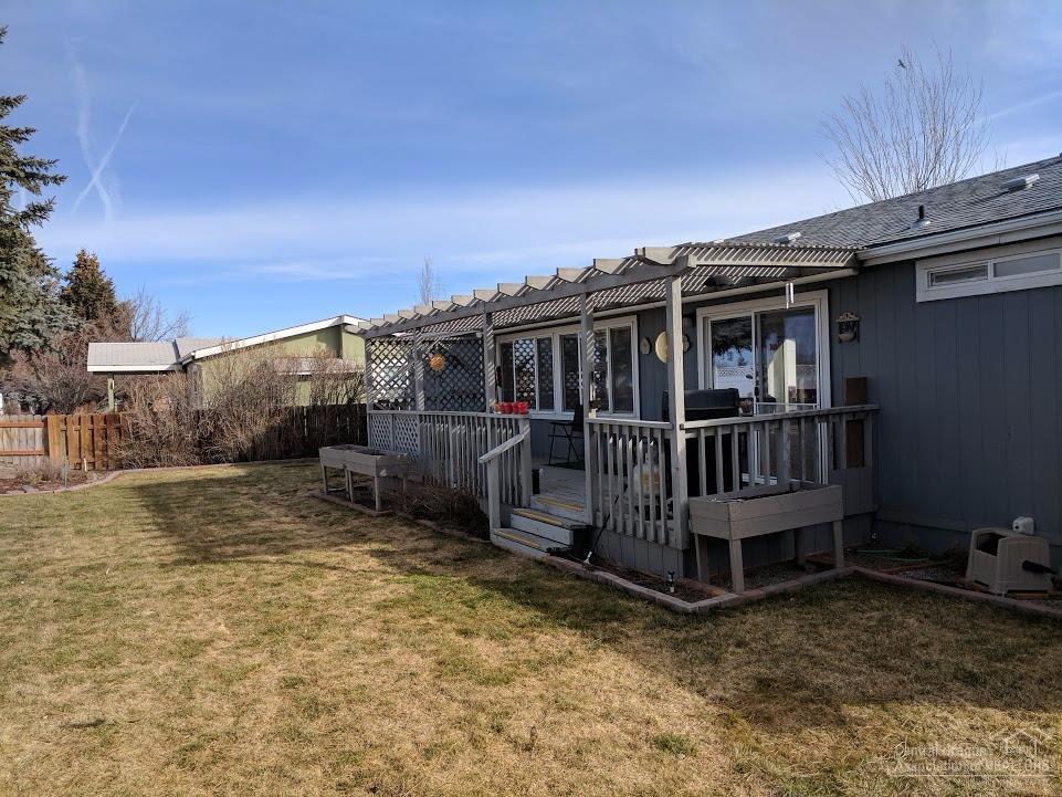 Ni Lah Sha Village - Residential