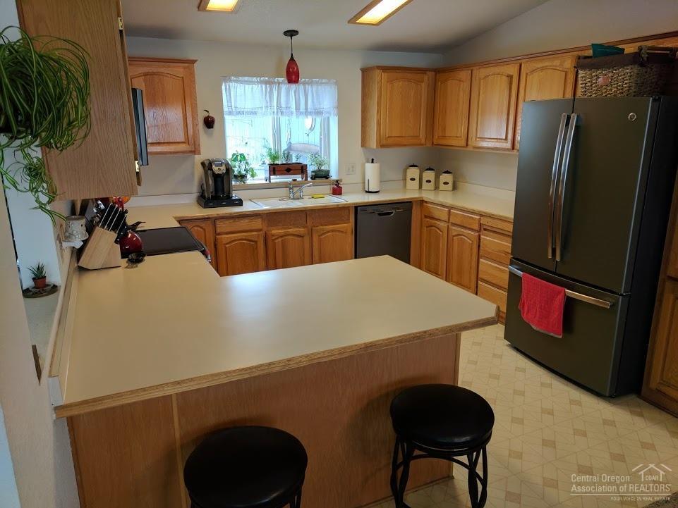 Ni Lah Sha Village - Residential