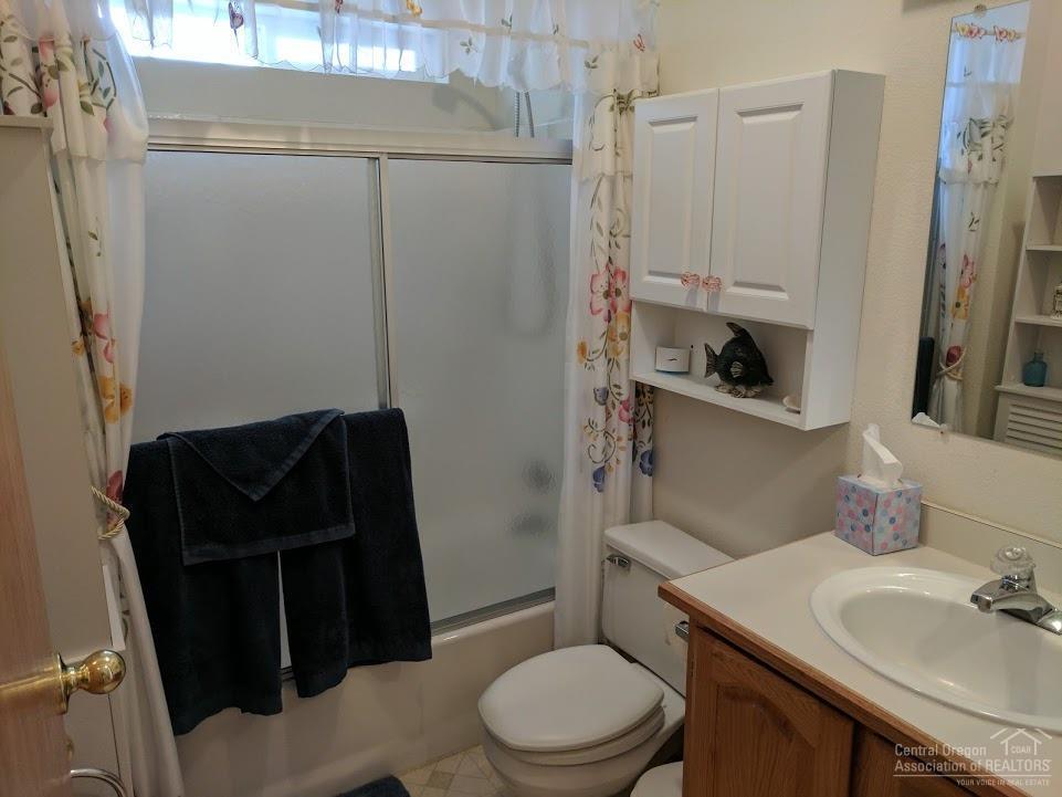 Ni Lah Sha Village - Residential