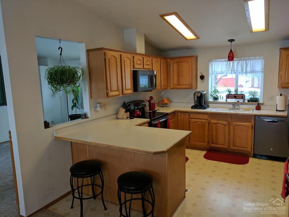 Ni Lah Sha Village - Residential