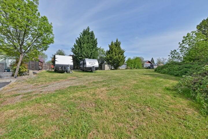 Snowy Butte Meadows - Land