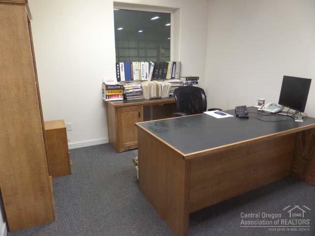 Madras Industrial - Commercial Sale