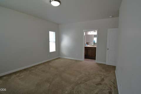 Tiny photo for 2649 NE Colleen Road, Prineville, OR 97754 (MLS # 220227248)
