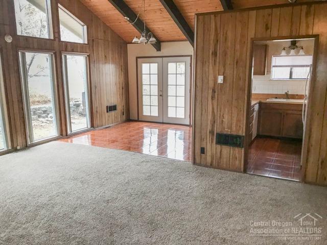 Railroad - Residential