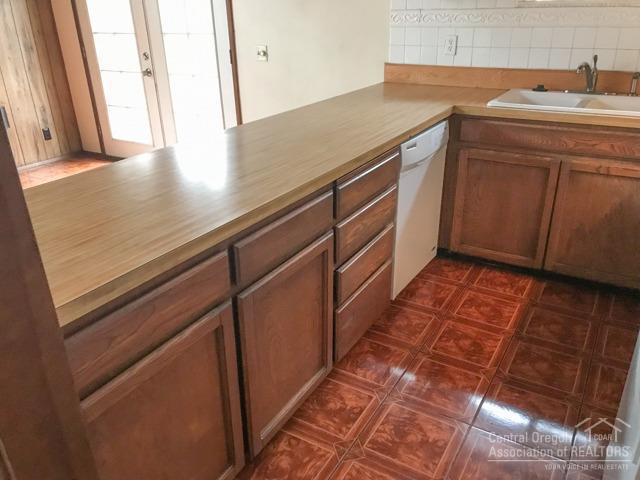 Railroad - Residential