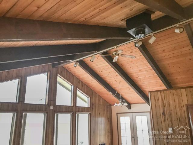 Railroad - Residential