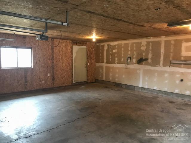 Railroad - Residential