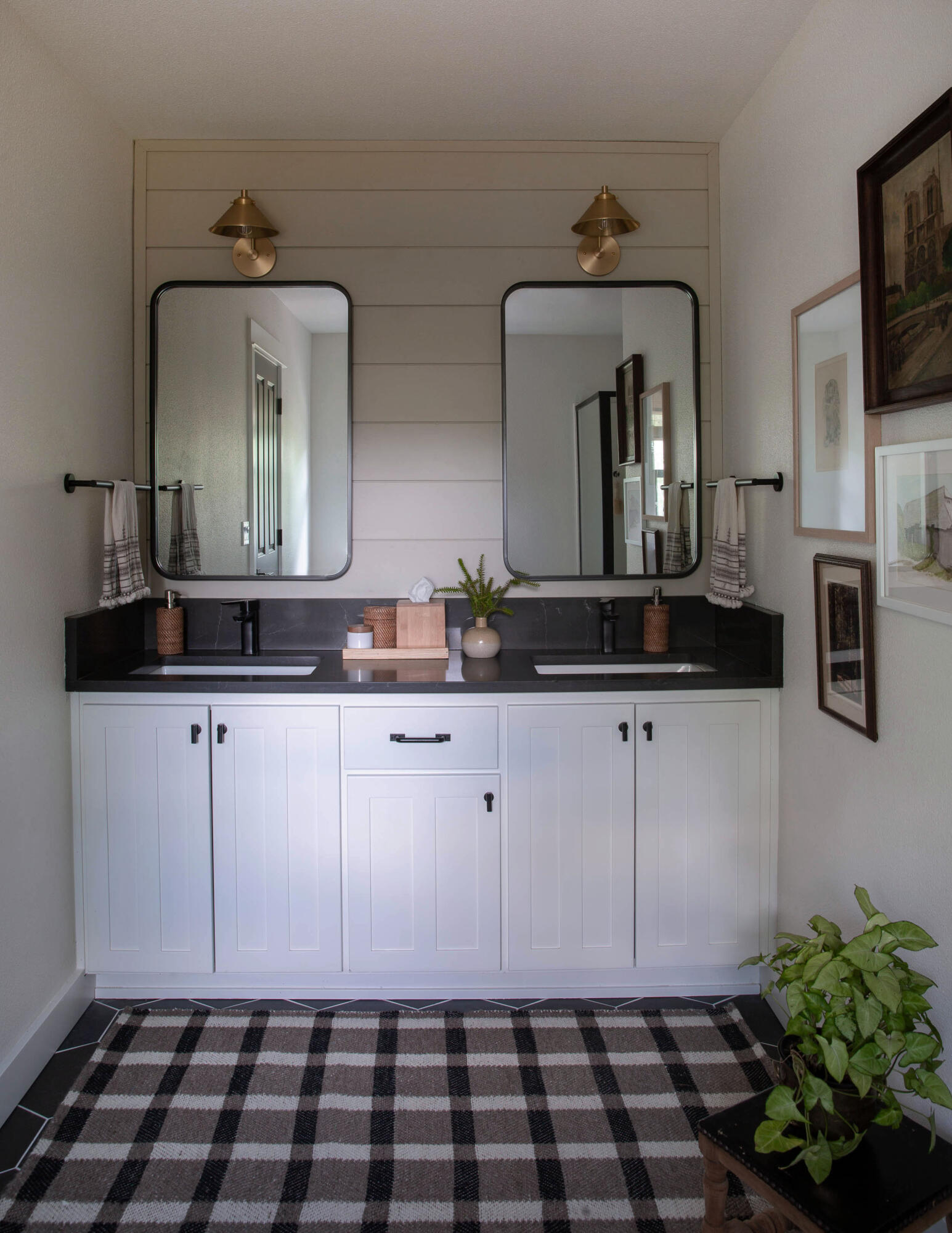 Broken Top - Residential