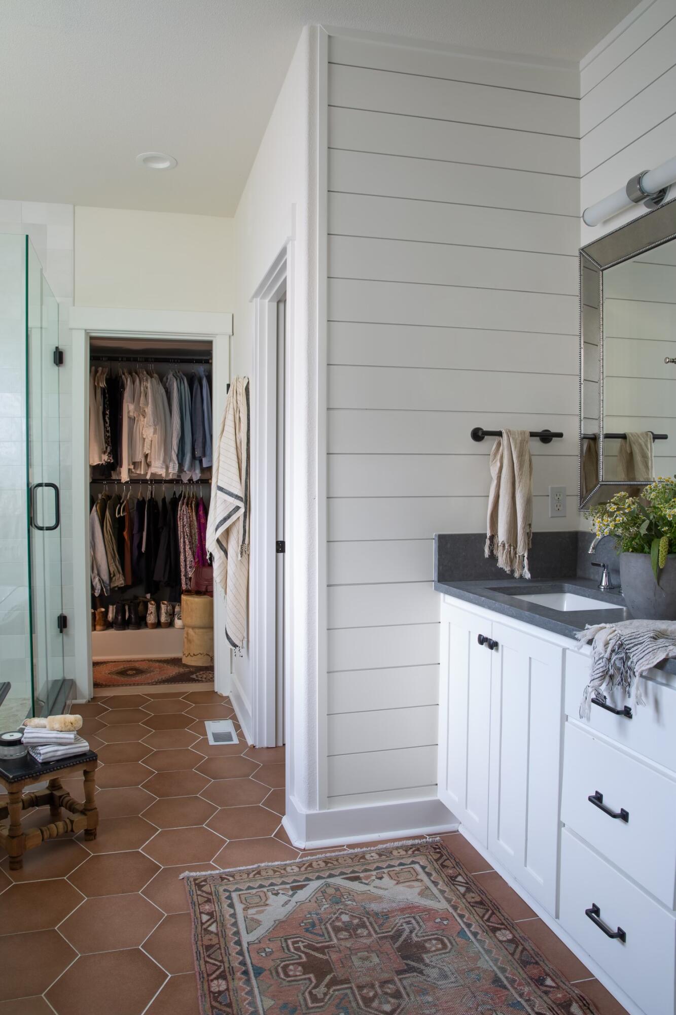 Broken Top - Residential