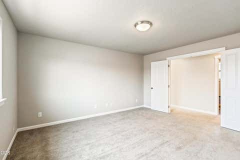 Tiny photo for 3022 NW Boxelder Avenue, Redmond, OR 97756 (MLS # 220226833)