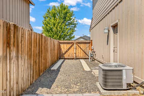 Tiny photo for 3022 NW Boxelder Avenue, Redmond, OR 97756 (MLS # 220226833)