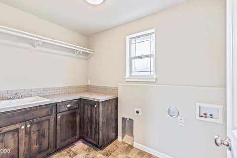 Tiny photo for 3022 NW Boxelder Avenue, Redmond, OR 97756 (MLS # 220226833)