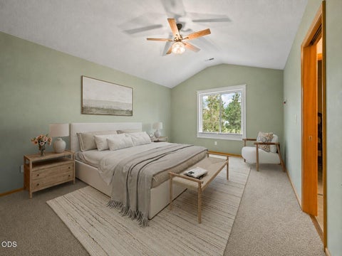 Tiny photo for 63441 Stacy Lane, Bend, OR 97701 (MLS # 220225731)