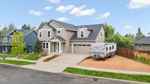 Photo of 63441 Stacy Lane, Bend, OR 97701 (MLS # 220225731)