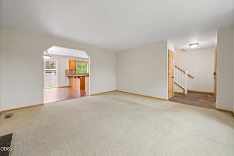 Tiny photo for 63441 Stacy Lane, Bend, OR 97701 (MLS # 220225731)