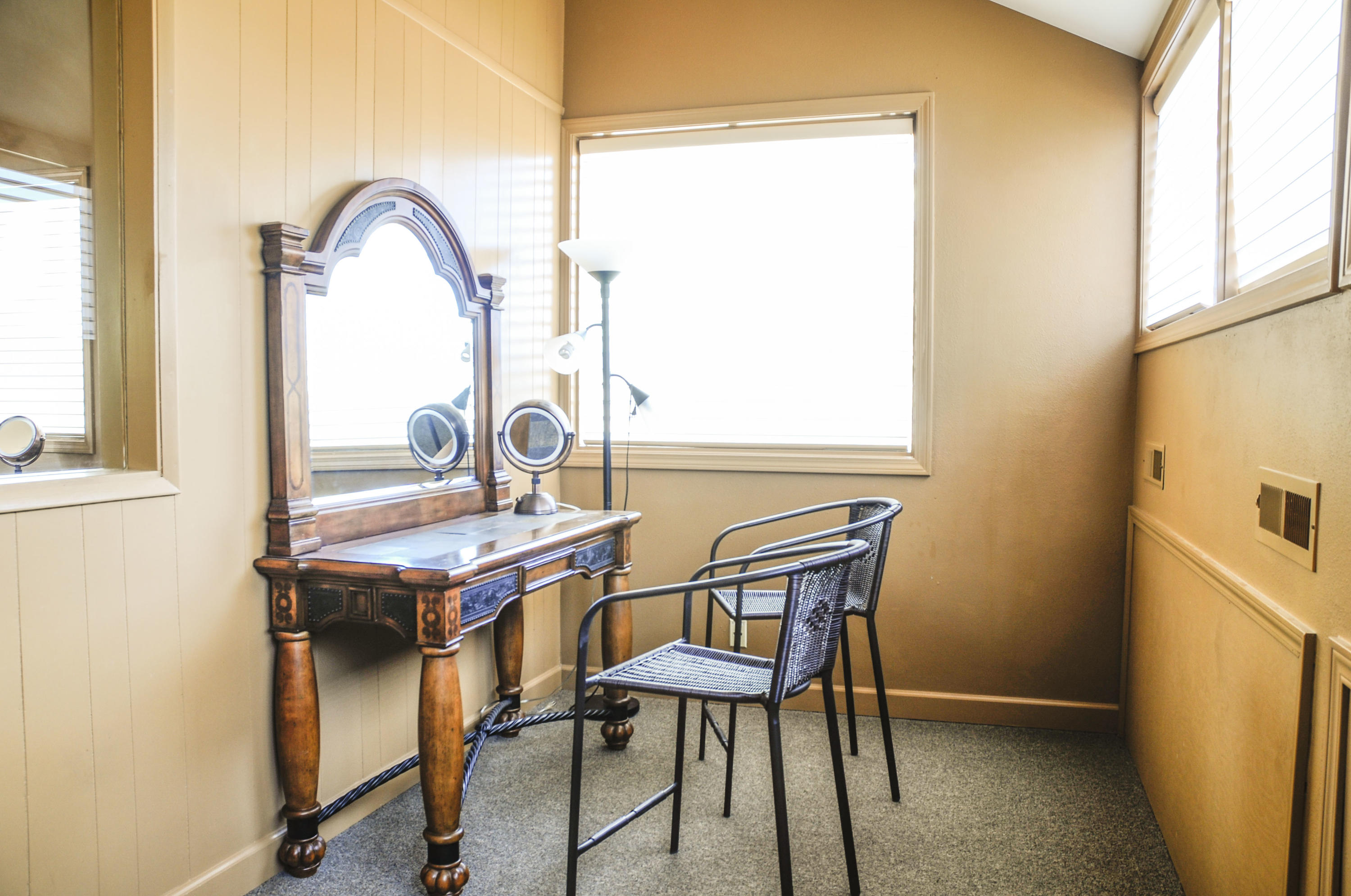 Eagle Crest - Commercial Sale