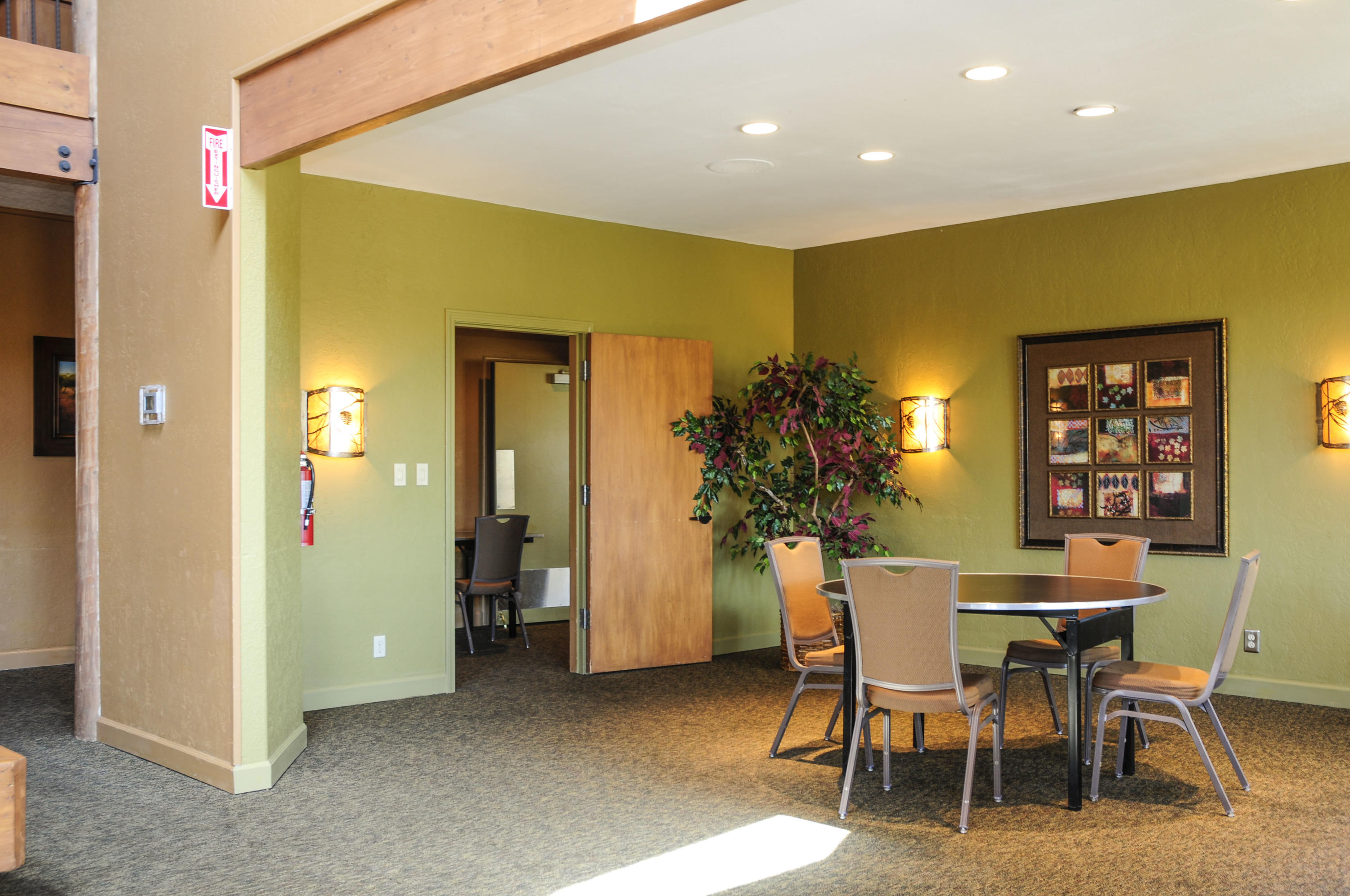 Eagle Crest - Commercial Sale