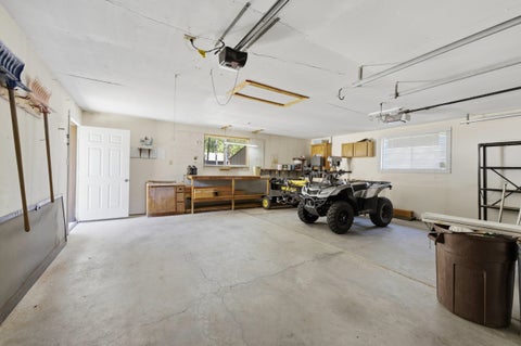 Tiny photo for 50868 Doe Loop, La Pine, OR 97739 (MLS # 220221948)