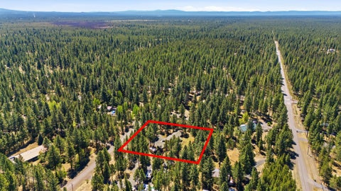 Tiny photo for 50868 Doe Loop, La Pine, OR 97739 (MLS # 220221948)