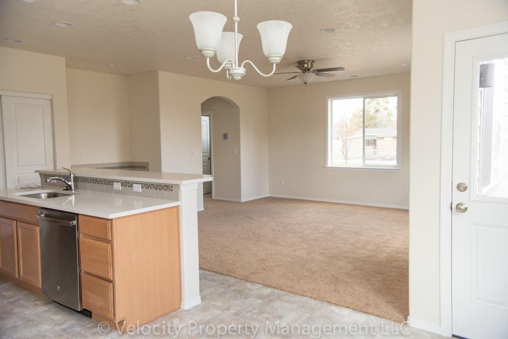 Pettigrew Place - Residential