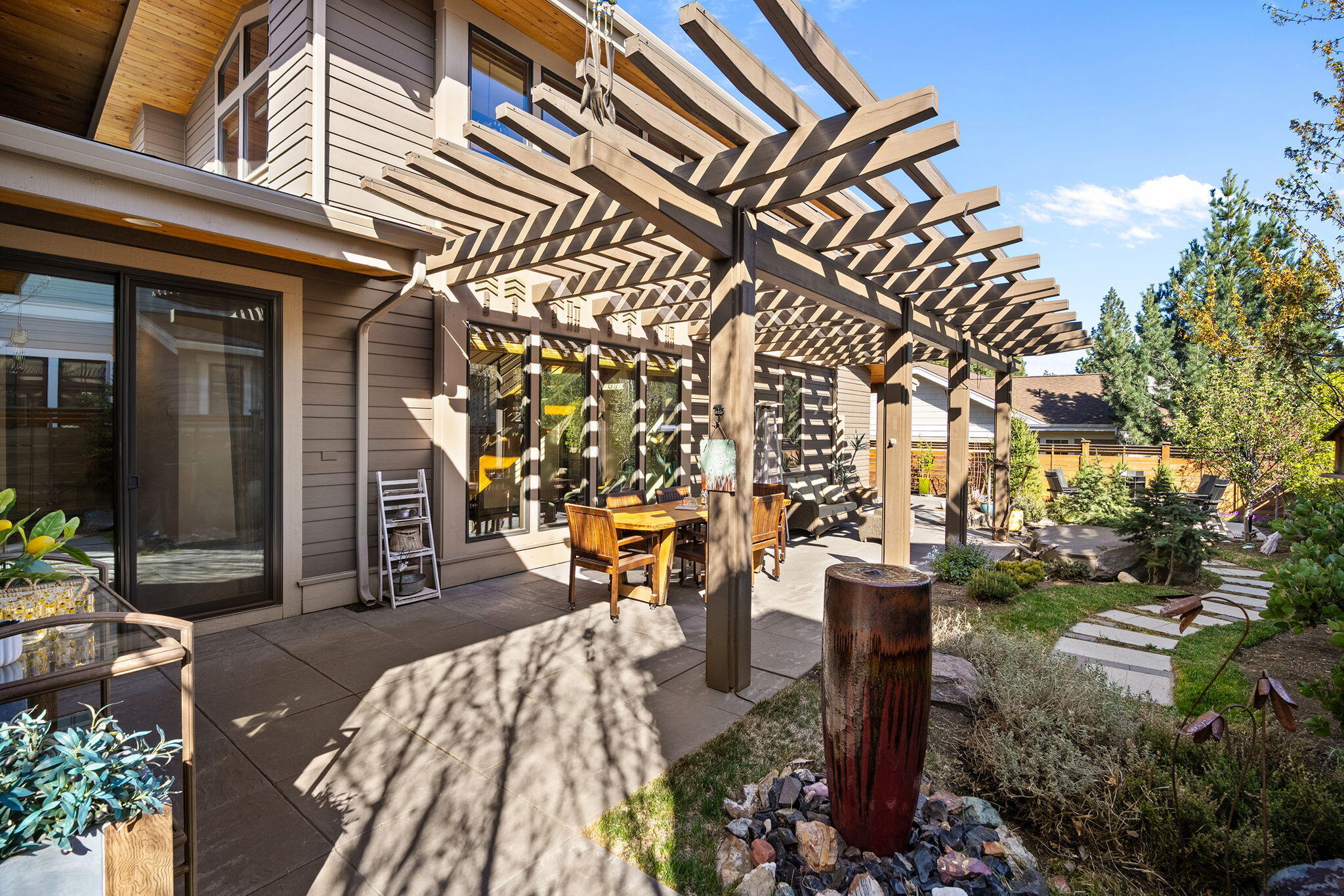 2294 NW High Lakes Loop