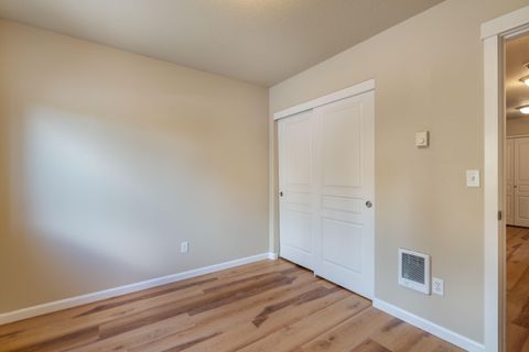 Tiny photo for 16559 Daisy Place, La Pine, OR 97739 (MLS # 220219544)