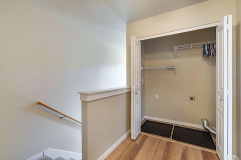 Tiny photo for 16559 Daisy Place, La Pine, OR 97739 (MLS # 220219544)