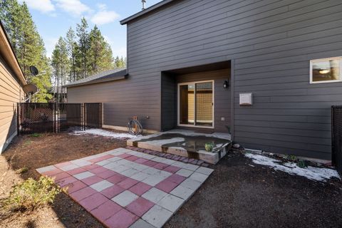 Tiny photo for 16559 Daisy Place, La Pine, OR 97739 (MLS # 220219544)