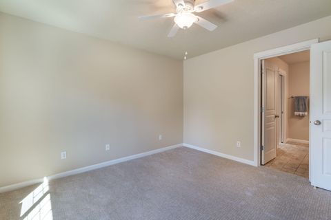 Tiny photo for 16559 Daisy Place, La Pine, OR 97739 (MLS # 220219544)